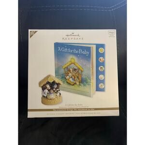 Hallmark Keepsake A gift for the baby interactive ornament and storybook-NIB